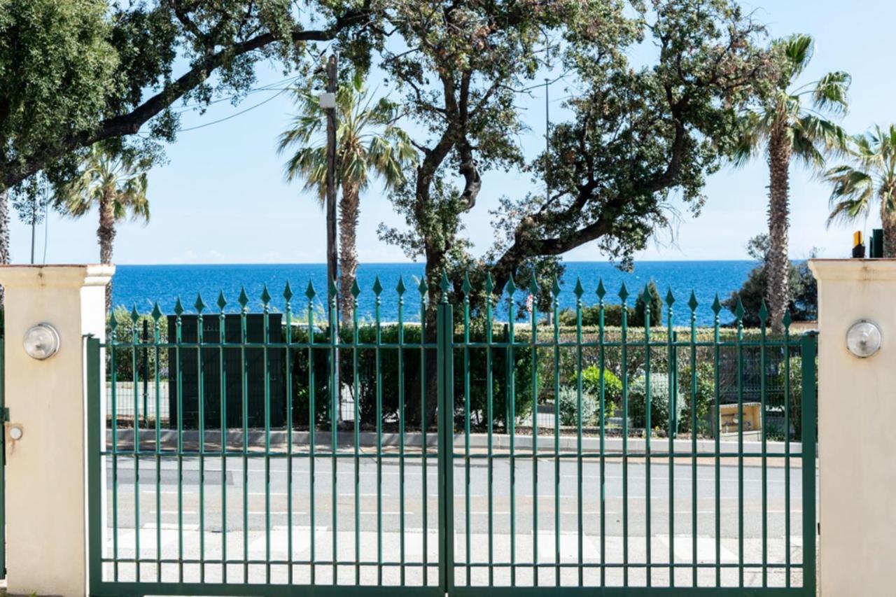 Cosy Studio Just A Stone'S Throw From The Beach Apartment Sainte-Maxime Exterior foto